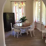 Tatil Evi Liberty Al Mare Marina di Massa